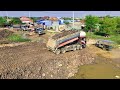 Great Best Action Heavy Duty Machinery D58E Pushing Soil,Dump Truck 10 Wheel Loading Soil Perfect