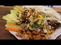 Rich in Flavor!! Fresh Papaya Salad (Bok L'hong) - Cambodian Street Food