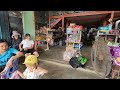 Son goes to pick papaya to sell to have money to take care of his seriously ill mother