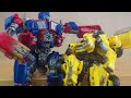 bumblebee gets Optimus a gift (Father's Day special stop motion)