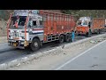 Aaj raat ko Jammu Srinagar national Highway band rehaga  #traffic #automobile #kashmirhighway #news
