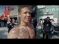 Pro Arm Wrestler challenges people in public