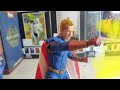 Flash VS Homelander stop-motion fight