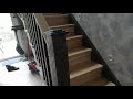 Лестница четверть оборотная с поворотом вверху. Quarter-turn ash staircase on a concrete base