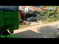 dump truk//mobil Hino Dutro bonkar muatan pasir