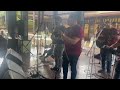 El Redondo 🥁 de la bachata 🎸 por ella (canta kelvin) en vivo