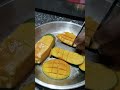 ছোট্ট আলিয়া ডিজাইন করে আম কাটছে 😋🥰