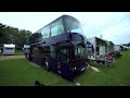 Selbstgebautes Mega-Wohnmobil: Doppeldecker Reisebus mit XXL-Lounge und Riesenküche. Frank aus Köln.