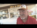 The Texas Bucket List - Gold'n Crisp Fried Chicken