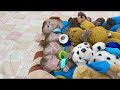 4 Siblings Standing Up Hugging Teddy Bear Each Waiting Mom To Come & Comfort Them To Sleep ,