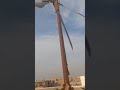 ميكانيكي عراقي يبتكر مولد على  الرياح لإنتاج الكهرباء