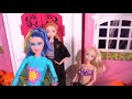 Barbie Dolls Trick or Treat  Halloween Costumes - Huge  Elsa & Anna Dollhouse City!