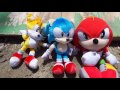 Sonic Plush Adventure: Sonic and friends at the beach
