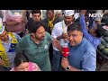 Sunita Kejriwal Rally | Arvind Kejriwal's Wife Holds Roadshow In Delhi