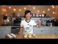 CHEESY Bread In 30 Minutes - Flour-less Blender Bread 🇧🇷 Pao De Queijo