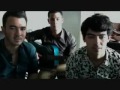 The Jonas Brothers react to 