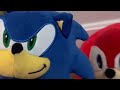 Knuckles watches TV show trailer, ￼￼