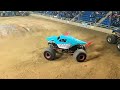 MONSTER TRUCK WARS - HIGHLIGHTS COMPILATION #2 ( OUTLAW EQUALIZER BACKDRAFT PREDATOR SHERIFF )