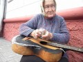 Интервью c бабушкой гитаристкой Лидией Дробышевской и масстер-класс игры лампочкой накала.