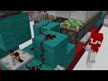 Minecraft Bedrock: The BEST 4x4 Piston Door Tutorial! [1.17+] [Easy]