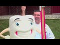 A Big Goofy Tooth Cake! | Cake Boss