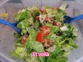 Frischer Salat mit Thunfisch und Dill