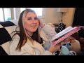 the best indie bookstore, unboxing book mail, reading 5 books, & the houston zoo 🦦 reading vlog 05