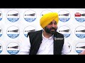 Bhagwant Mann ਨੂੰ ਆਈ ਇਸ ਪਾਰਟੀ ਤੋਂ ਫੋਨ ‘ਤੇ ਵੱਡੀ ਆਫਰ, ਮਾਨ ਲੈ ਗਿਆ ਸਟੈਂਡ, ਦੇਖਲੋ ਕੁਰਸੀ ਲਈ ਕੀ ਹੋਈ ਜਾਂਦਾ