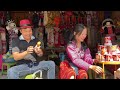 MÙA Y LIÊN | Thăm gian hàng Bếp Trên Bản, bất ngờ trước màn bắn tiếng Anh của chị gái người Mông
