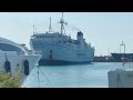 Partenza della nave Maria Buono (Medmar) e attracco della nave Adeona (Caremar) al porto di C.Terme