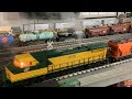 An Old MTH PS1 Dash 9 pulls HUGE Train (from Trainz)