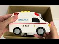 救急車のミニカー走る！緊急走行テストサイレン有りで坂道走行　Ambulance miniature car running! Emergency Driving Test Slope Running